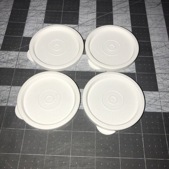 Tupperware White "F" Replacement Lid #296-33 Set Of 4 Tabs - Picture 1 of 3